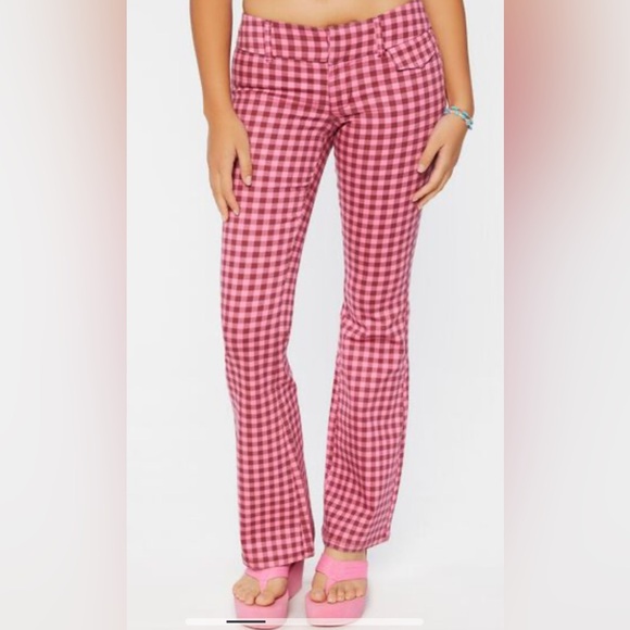 Forever 21 Pants - NWT Plaid Pink Gingham Stretchy Flare Low Rise Women's 👖 Pants 💖💫 Medium
